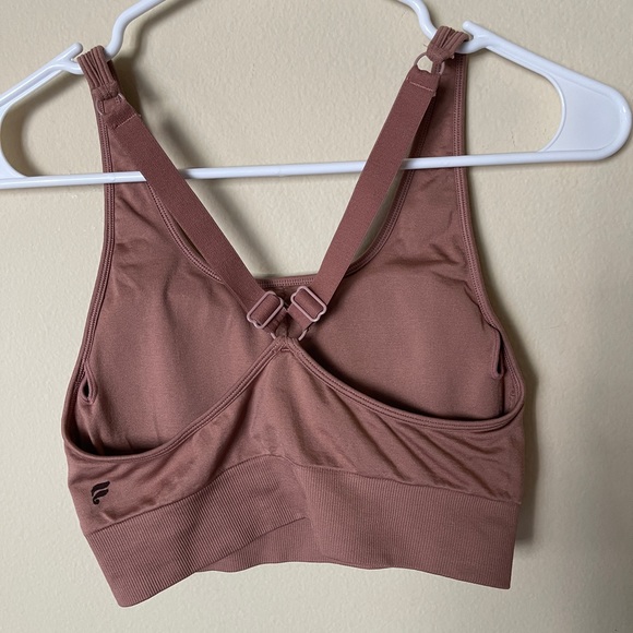 Fabletics- medium impact sports bra - Picture 4 of 8